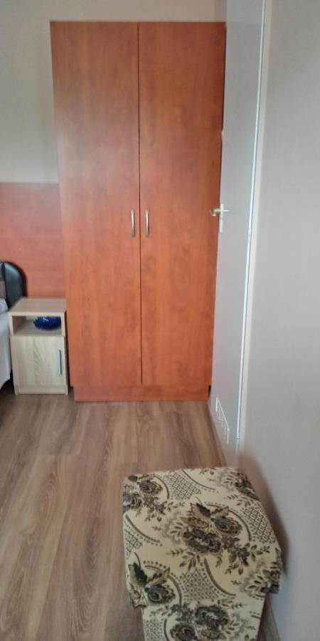 Liza Apartman Гюла Екстериор снимка